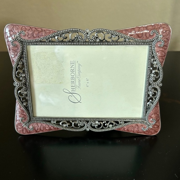 Sherborne Elegant Picture Frame. - Picture 2 of 4